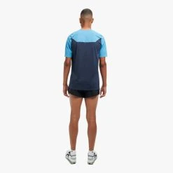 On Running Men's On Performance-T - 102.00419 -Goodr Sales Shop 102 00419 performance t ss22 niagara navy m g3 png