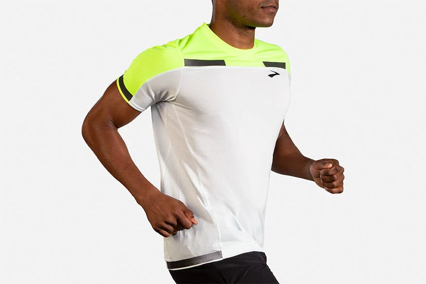 Men's Brooks Carbonite Short Sleeve Run Visible Collection 211355-052 7 Men's Brooks Carbonite Short Sleeve Run Visible Collection 211355-052 - Image 5