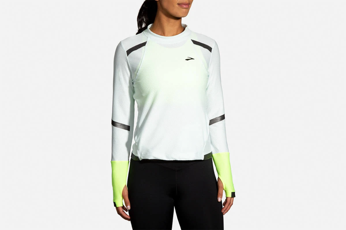 Women's Brooks Carbonite Long Sleeve Run Visible Collection - 221494-041 5 Women's Brooks Carbonite Long Sleeve Run Visible Collection - 221494-041 - Image 3