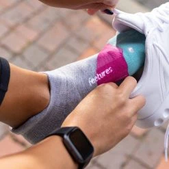 Feetures Max Cushion Tab Socks FEET-EC50497 -Goodr Sales Shop EC50497 3 590x 4d377222 15f0 4ba9 a77d a70430405b65